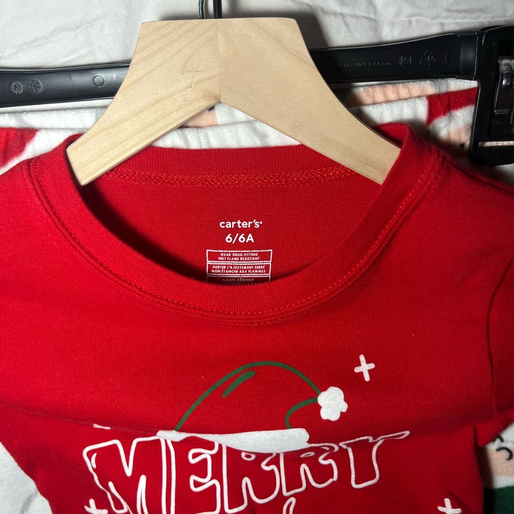 Carter’s Merry and Bright Kids Pajama Set - Picture 4 of 4